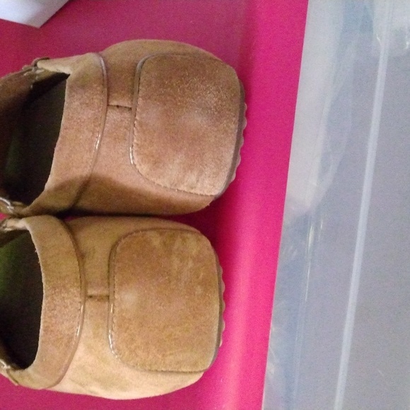 EUC. ISAAC MIZRSHI SUEDE DRIVING MOCS WITH LEATHER BOW AND TRIM. SZ 8.5 M. - Picture 6 of 6